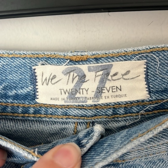 We The Free Womens Light Wash Distressed Cut Off 5 Pocket Denim Blue Jeans 27 ♦️ - Picture 5 of 9